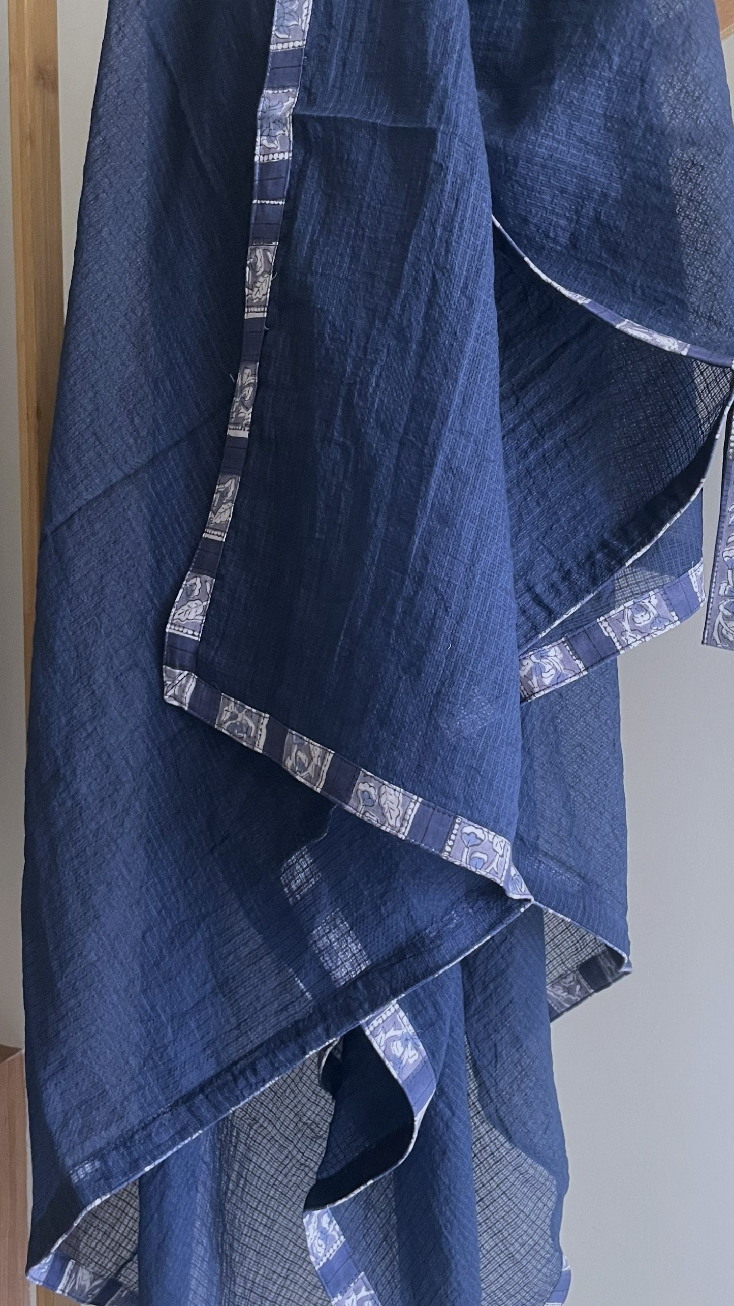 White Mul Mukaish Set