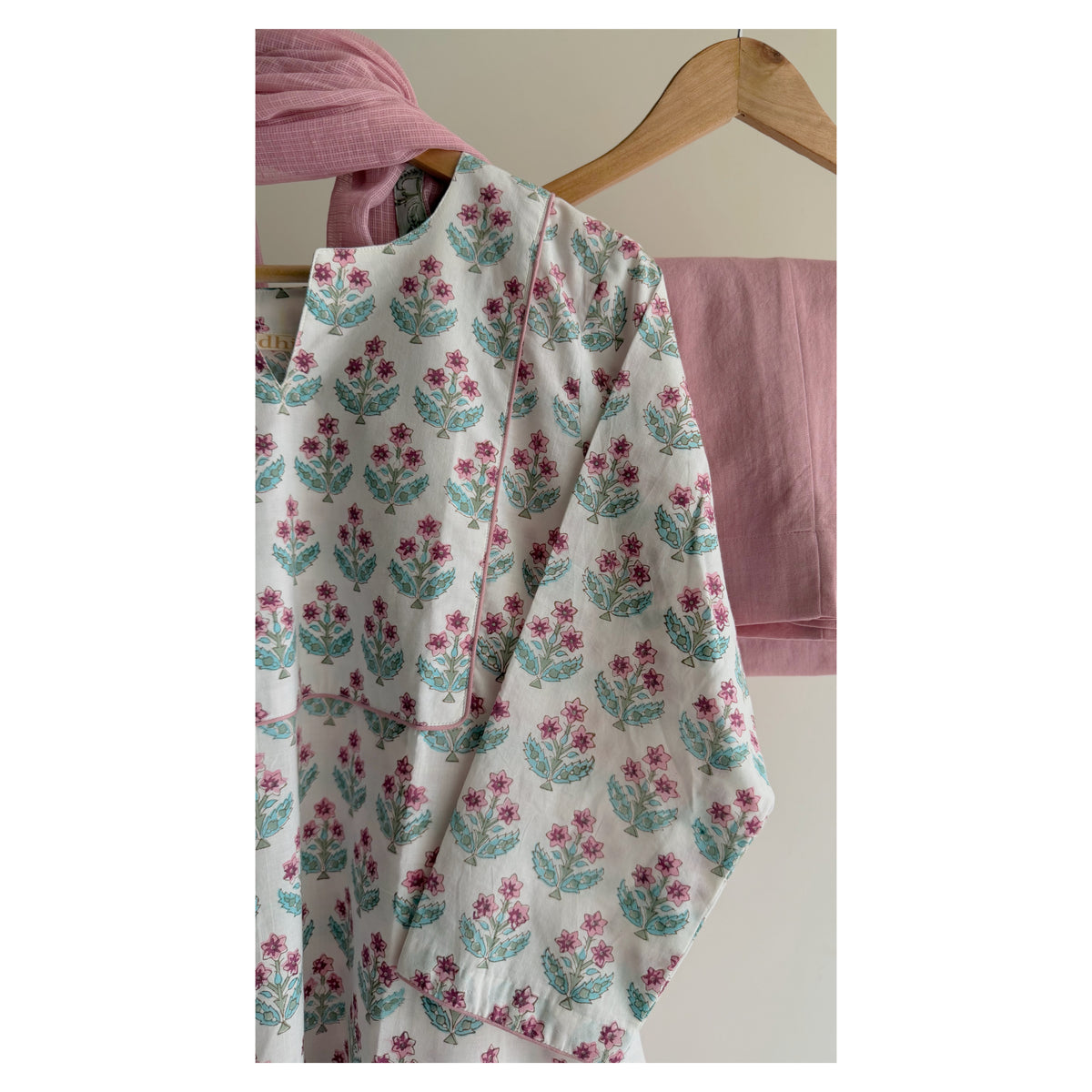 Pink Butti Hand block Printed Set