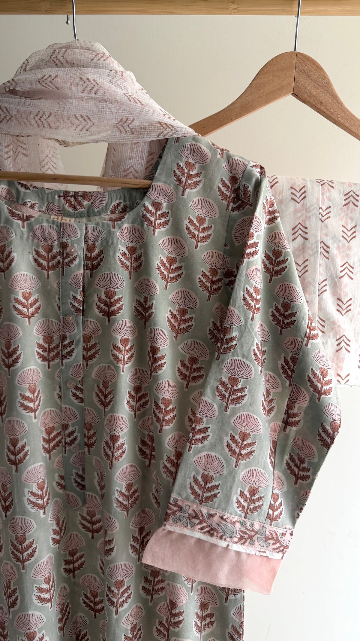 Pastel Butti Hand-Block Printed Set