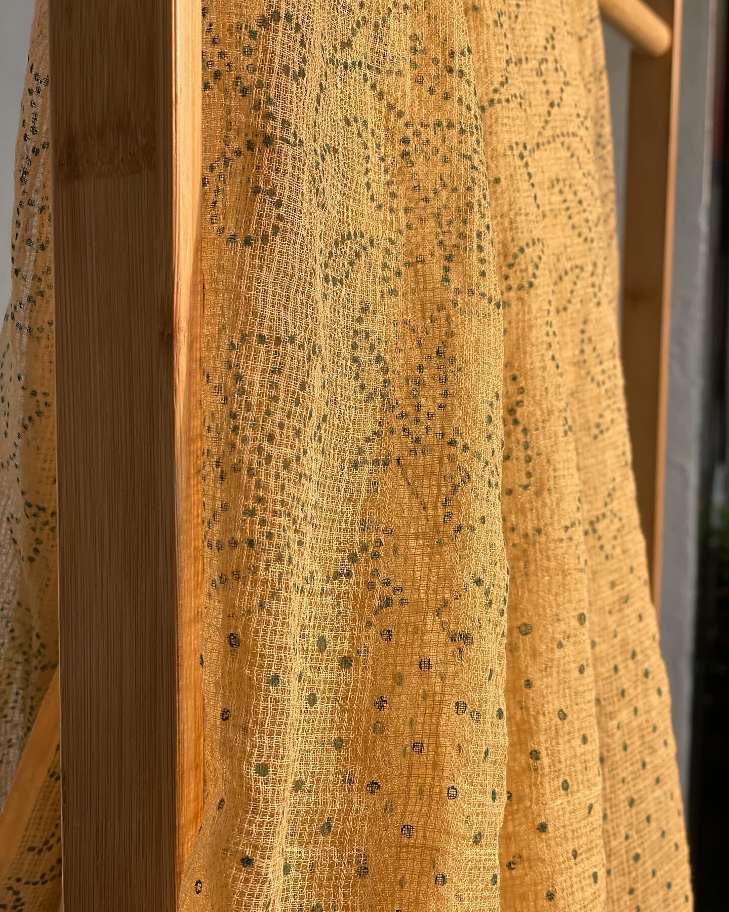Spruce Cotton Set with Scalloped Sleeves & Block Print