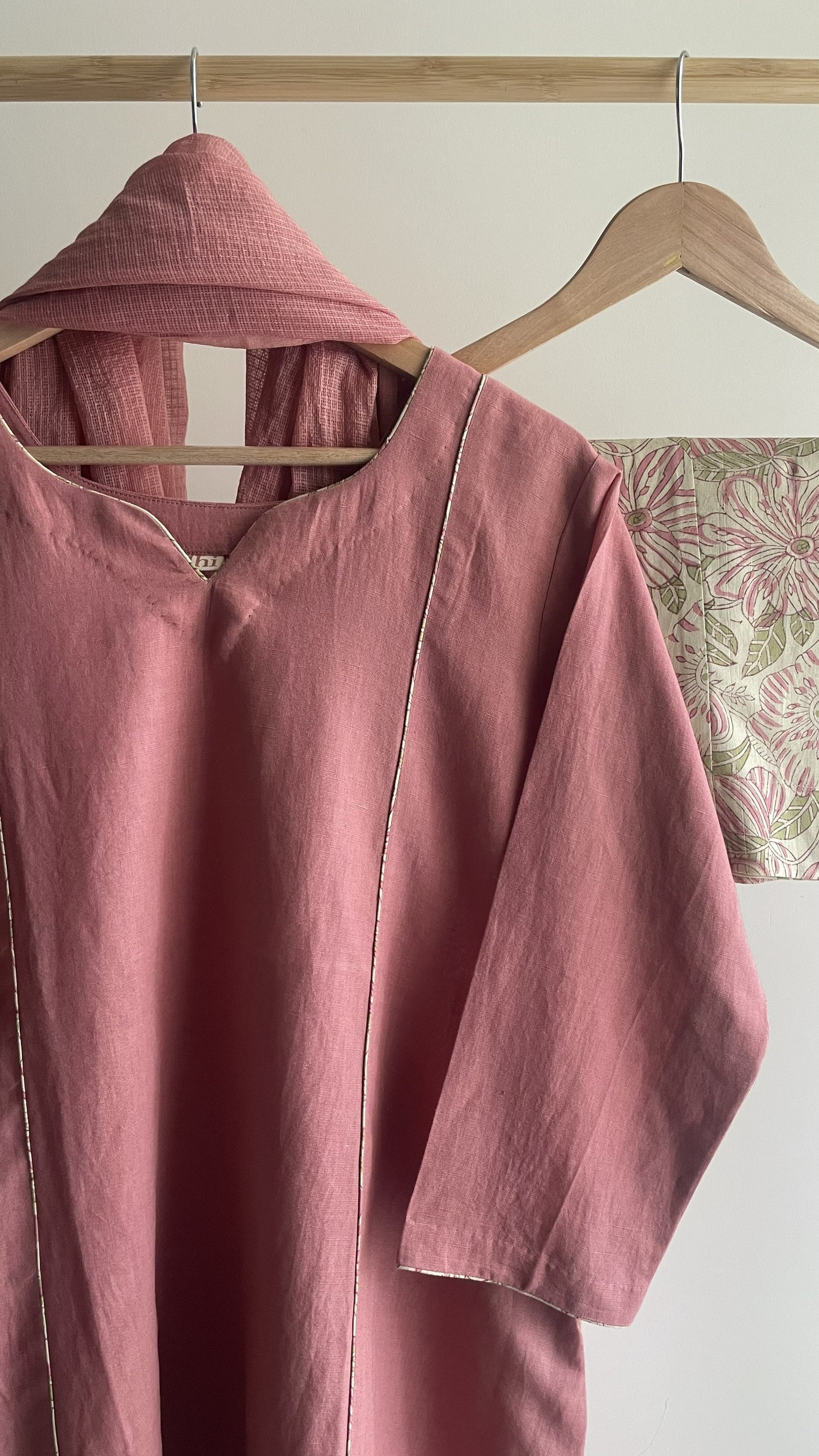 Dusty Pink Floral Cotton Linen A-line Kurta Set