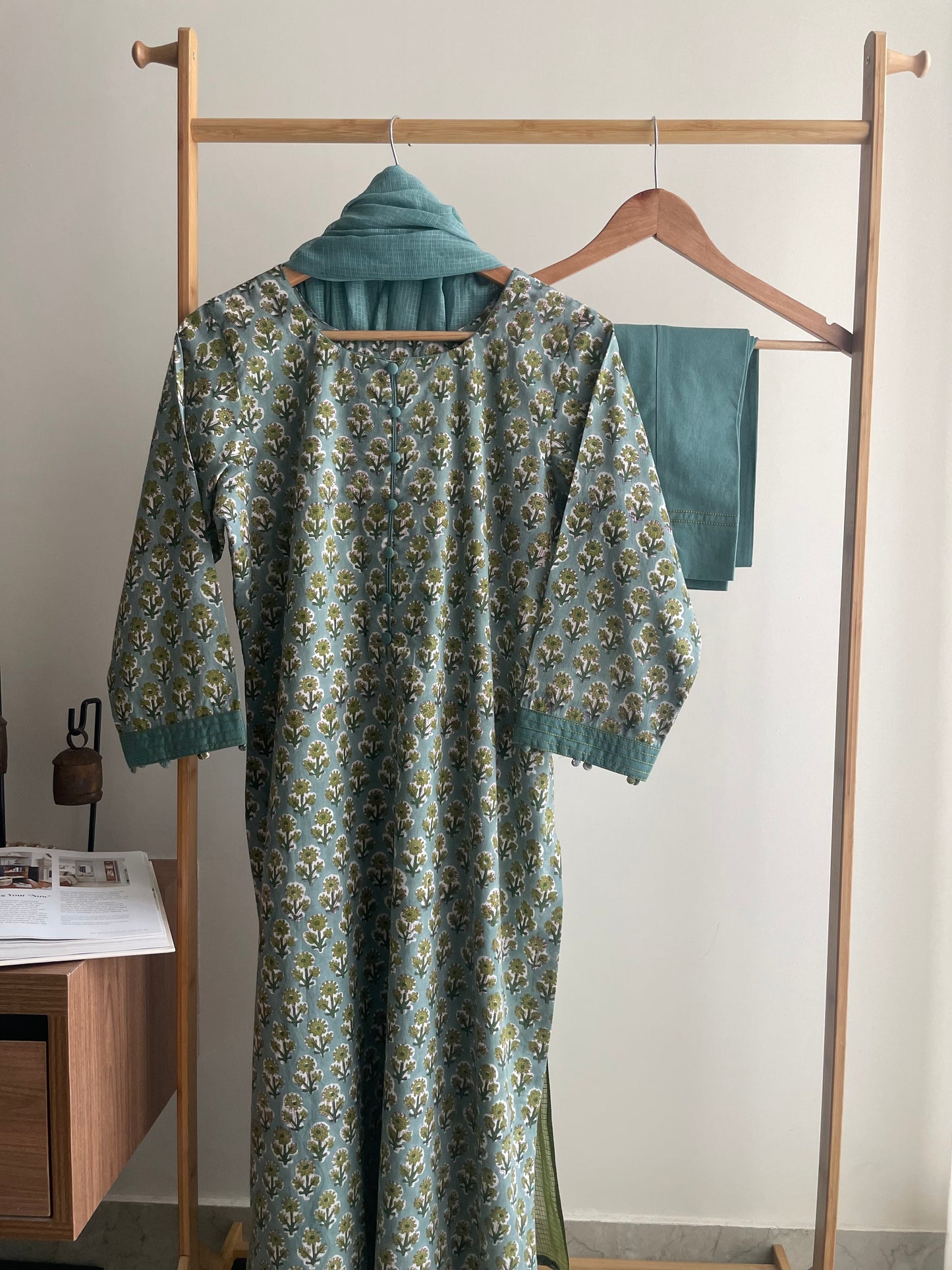 Green Floral Print Cotton Suit with Thread Embroidery and Potli Buttons