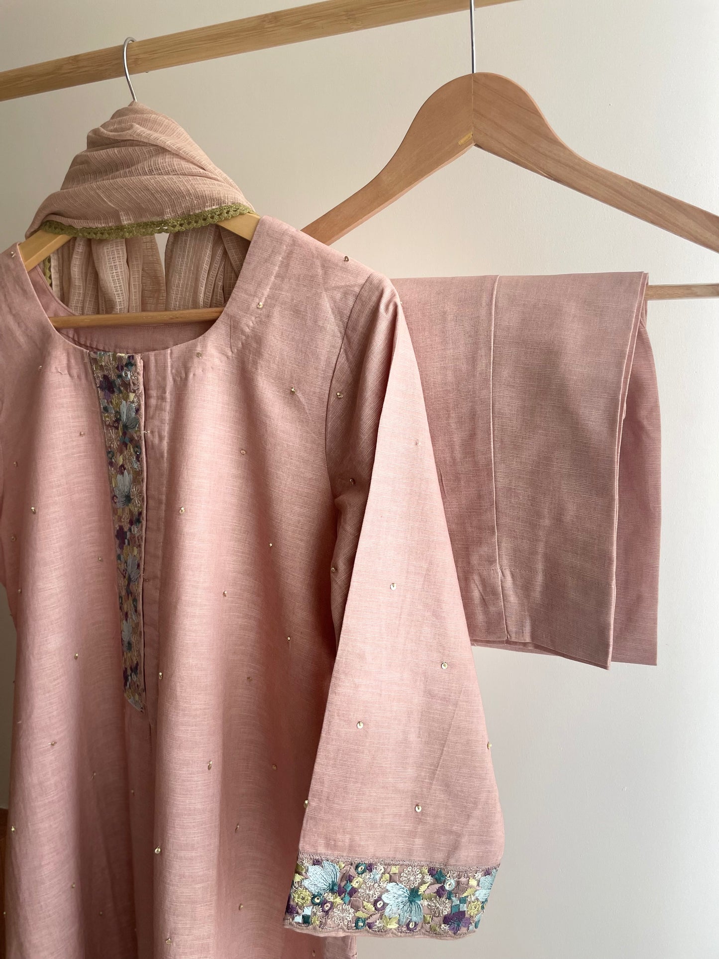 Beige Whisper – Floral Thread Embroidered Cotton Linen Suit